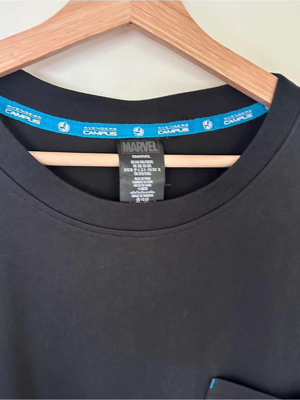 Disneyland Marvel Avengers Campus Tee - 2XL - NWT - Picture 2 of 3